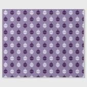 紫色のクリスマスツリーボールシームレスパターン ラッピングペーパー (フラット)