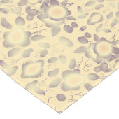 紫色のクリームフローラのドレッサーのスカーフ ロングテーブルランナー (コーナー)