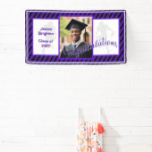 紫色のサッカーをテーマにした写真の卒業 横断幕 (インサイチュ)