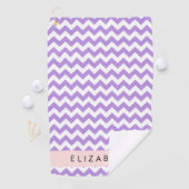 紫色のジグザグ、紫のシェブロン、あなたの名前 ゴルフタオル (インサイチュ)