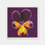 紫色のジョニージャンプアップフラワーズ紙ナプキンス スタンダードカクテルナプキン (正面)