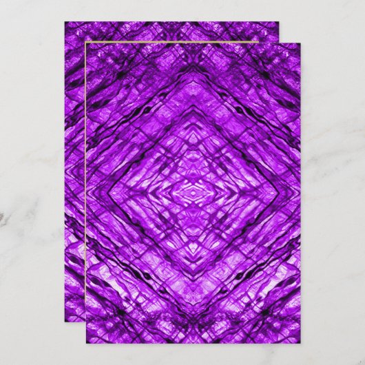 紫色のステンドグラス万華鏡のように千変万化するパターンテクスチ結婚ャ 招待状 (正面/裏面)
