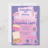紫色のスランバー・パーティーのおもしろいの誕生日の招待状 招待状 (正面)