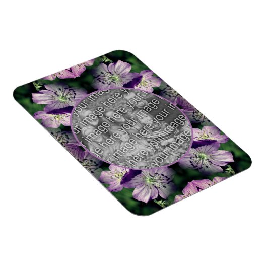 紫色のゼラニウム花フレームあなたの写真を追加 マグネット (右側)