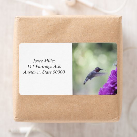 紫色のダリアを持つハチドリ ラベル (インサイチュ)