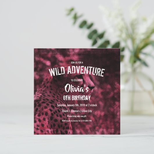 紫色のチータのサファリの誕生会 招待状 (スタンド正面)