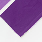 紫色のチータのプリントおよびモノグラムを持つフィギュアスケート選手 フリースブランケット (角)