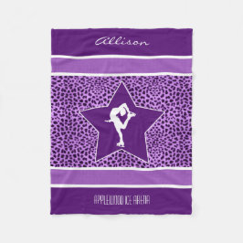 紫色のチータのプリントおよびモノグラムを持つフィギュアスケート選手 フリースブランケット