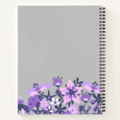 紫色のノートブックにフォーカス ノートブック (裏面)