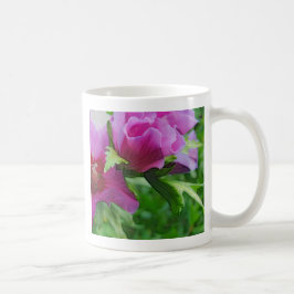 紫色のハイビスカスの花 コーヒーマグカップ