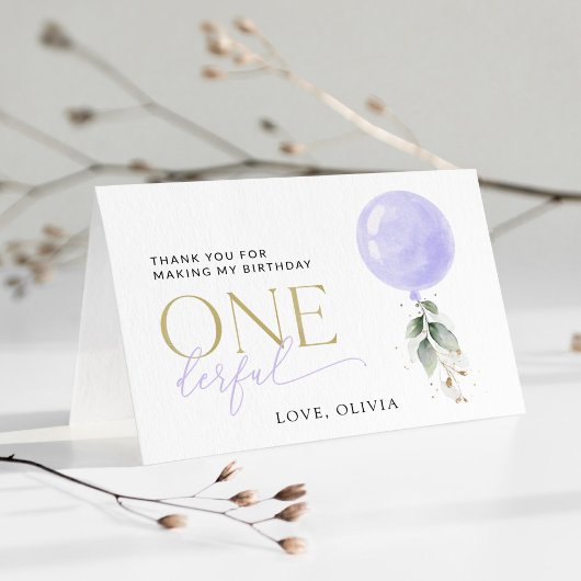 紫色のバルーン、緑、葉、最初の誕生日 サンキューカード