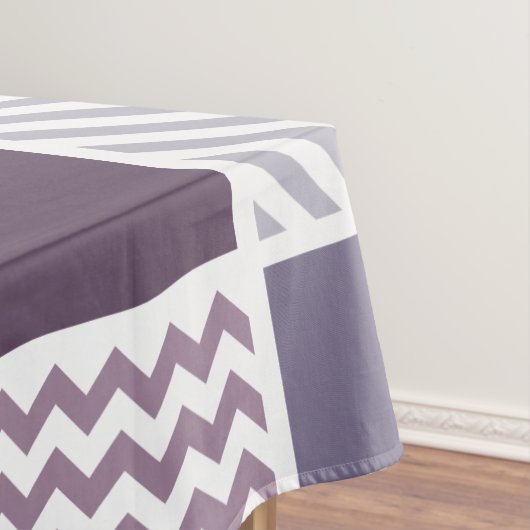 紫色のパターン テーブルクロス (インサイチュ)