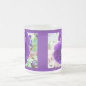 紫色のパンジー フロストグラスマグカップ (中央)