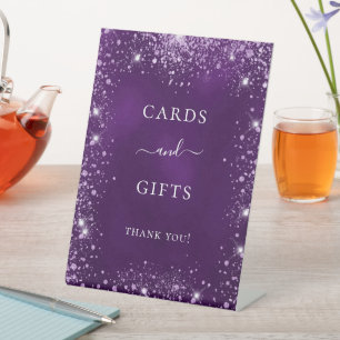 紫色のピンクのグリッタースパークルスカードのギフトサイン 台座サイン