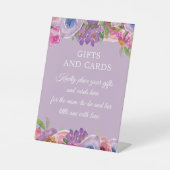 紫色のピンクのフローラ赤ちゃんシャワーギフトカード 台座サイン (正面)