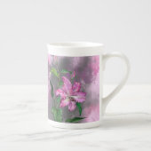 紫色のピンクのユリの花のマグ絵画- s ボーンチャイナマグカップ (右)