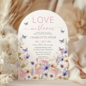 紫色のピンクの野生の花の蝶の開花 招待状