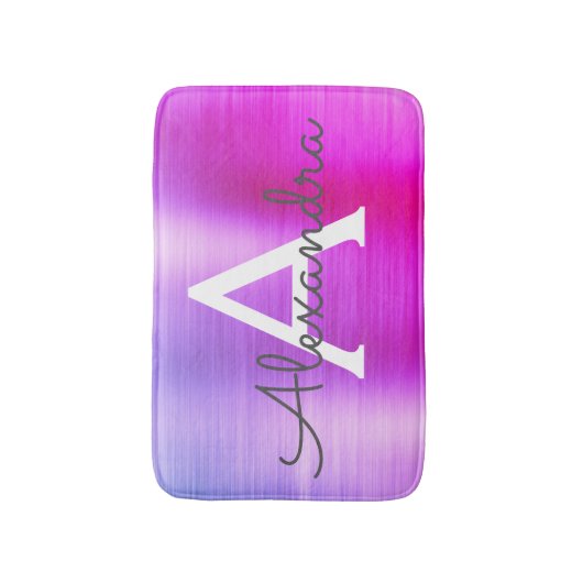 紫色のピンクブラシ仕上げ金属モノグラム名 バスマット (正面縦)