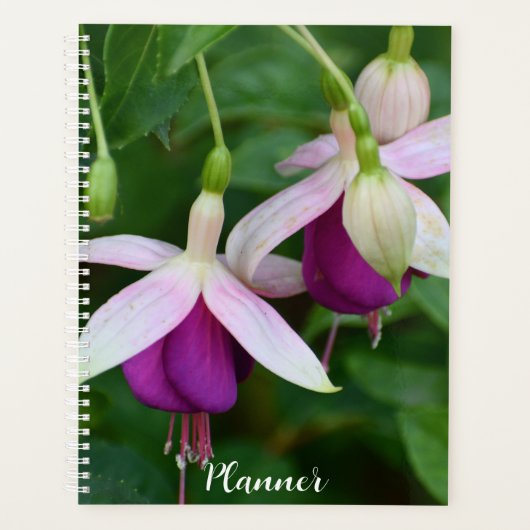 紫色のフクシアの花と白い萼のフラワー プランナー手帳 (正面)