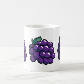 紫色のブドウの果実 | マグ (中央)