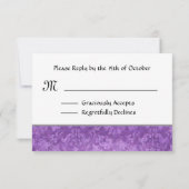 紫色のブロケードRSVPの結婚式の応答カードV 出欠カード (裏面)