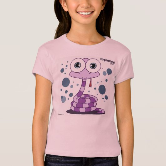 紫色のヘビの女の子のBellaによって合われるベビードールのTシャツ Tシャツ (正面)
