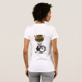 紫色のベビーのこうもりは、白いウサギを後を追います Tシャツ (裏面フル)