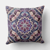 紫色のマンダラパターン：静かなモザイクアート クッション (裏面)