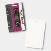 紫色のミックステープ- 80Sおよび90Sのレトロ刺激を受けた贈与 バッジ (正面&裏面)
