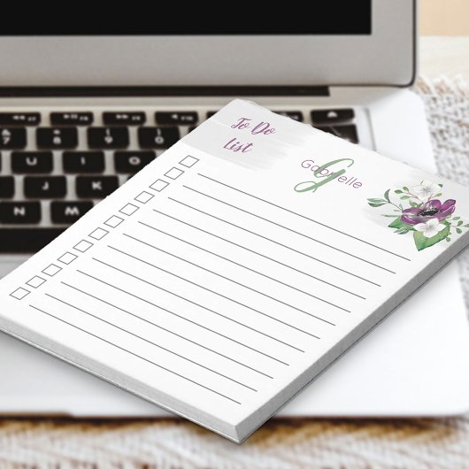 紫色のモノグラムの水色フローラを一覧表示するには ノートパッド