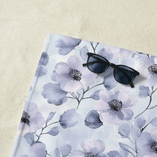 紫色のラベンダーの花 ビーチタオル (インサイチュ)