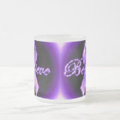 紫色のリボンの認識度のマグを信じて下さい フロストグラスマグカップ (中央)