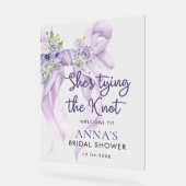 紫色のリボン結び目ブライダルシャワー アクリルサイン (傾斜)
