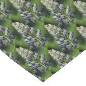 紫色のルピネの花の自然模様 ショートテーブルランナー (コーナー)