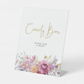 紫色のワイルドフラワーベビーシャワーキャンディバー 台座サイン (正面)