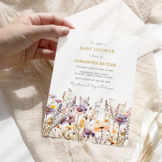 紫色のワイルドフラワーベビーシャワー 招待状