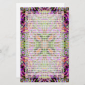 紫色の万華鏡のように千変万化するパターンによって並べられる文房具 便箋 (正面/裏面)