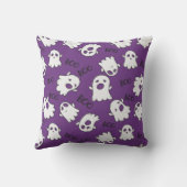 紫色の不気味背景を持つブー幽霊 クッション (裏面)