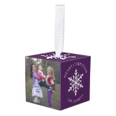 紫色の冬の雪の結晶ホリデークリスマスフォト キューブオーナメント (正面アングル)