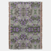 紫色の塩ヘリオトロープのワイルドフラワーパターン スローブランケット (正面縦)
