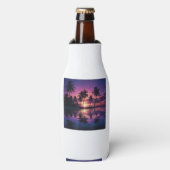 紫色の夕日のビーチのヤシの木  ボトルクーラー (ボトル正面)