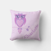 紫色の女の子はフクロウのchervonのクッションの枕を示しました クッション (正面)