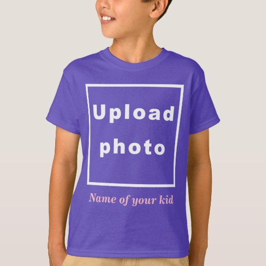 紫色の子供のTシャツに子供の名前と写真 Tシャツ (正面)