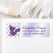 紫色の子猫オン水玉模様戻りラベル ラベル (インサイチュ)