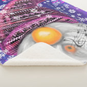 紫色の帽子に格言のクリスマスソングを歌う幸せなクリスマス シェルパブランケット (3/4)