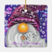 紫色の帽子に格言のクリスマスソングを歌う幸せなクリスマス セラミックオーナメント (裏面)