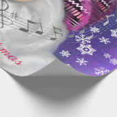 紫色の帽子に格言のクリスマスソングを歌う幸せなクリスマス ラッピングペーパー (角)