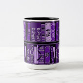 紫色の本棚ヴィンテージ本 ツートーンマグカップ (中央)