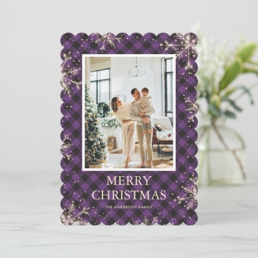 紫色の格子模様のスノーフレーク写真メリークリスマス シーズンカード (スタンド正面)