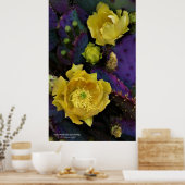 紫色の棘のあるナシのサボテン ポスター (キッチン)